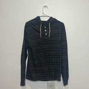 Men’s Small Light-Pullover hoodie.